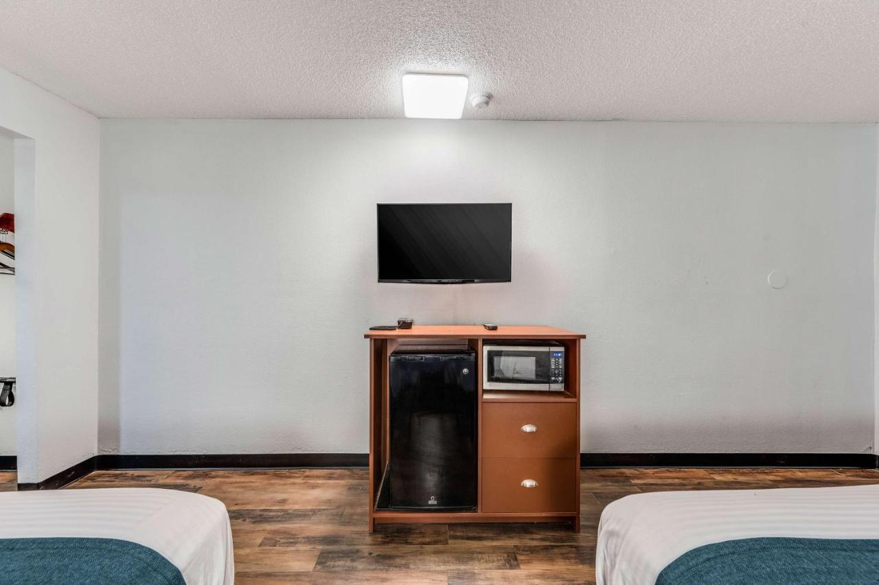Motel 6-Tupelo, Ms - Downtown المظهر الخارجي الصورة